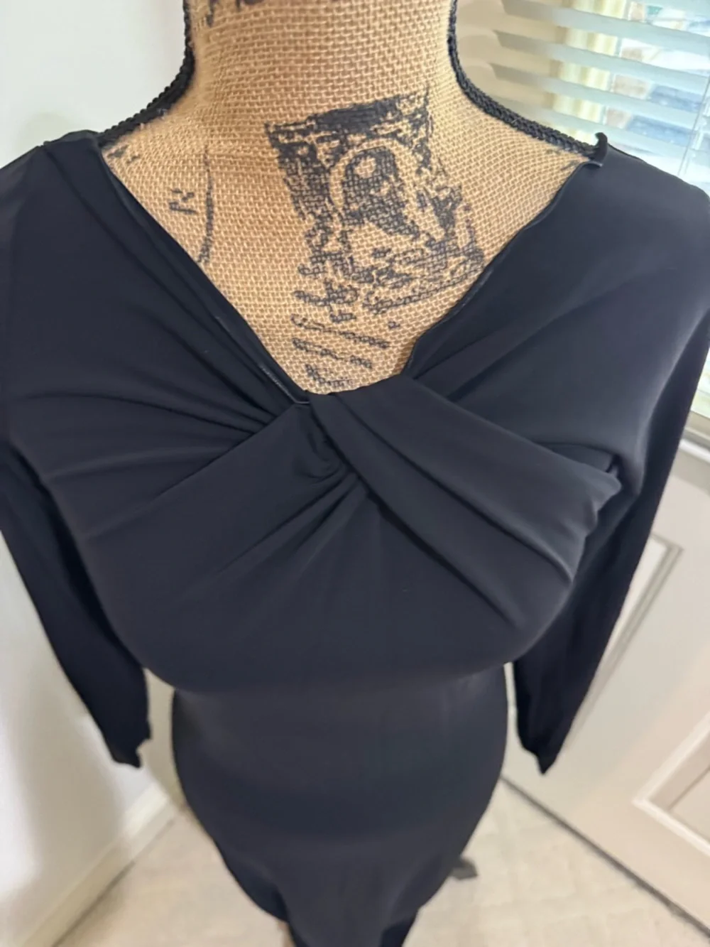 Armani Collezioni Black Long-Sleeve Twist-Neck Maxi Dress size 8 - Picture 2 of 10